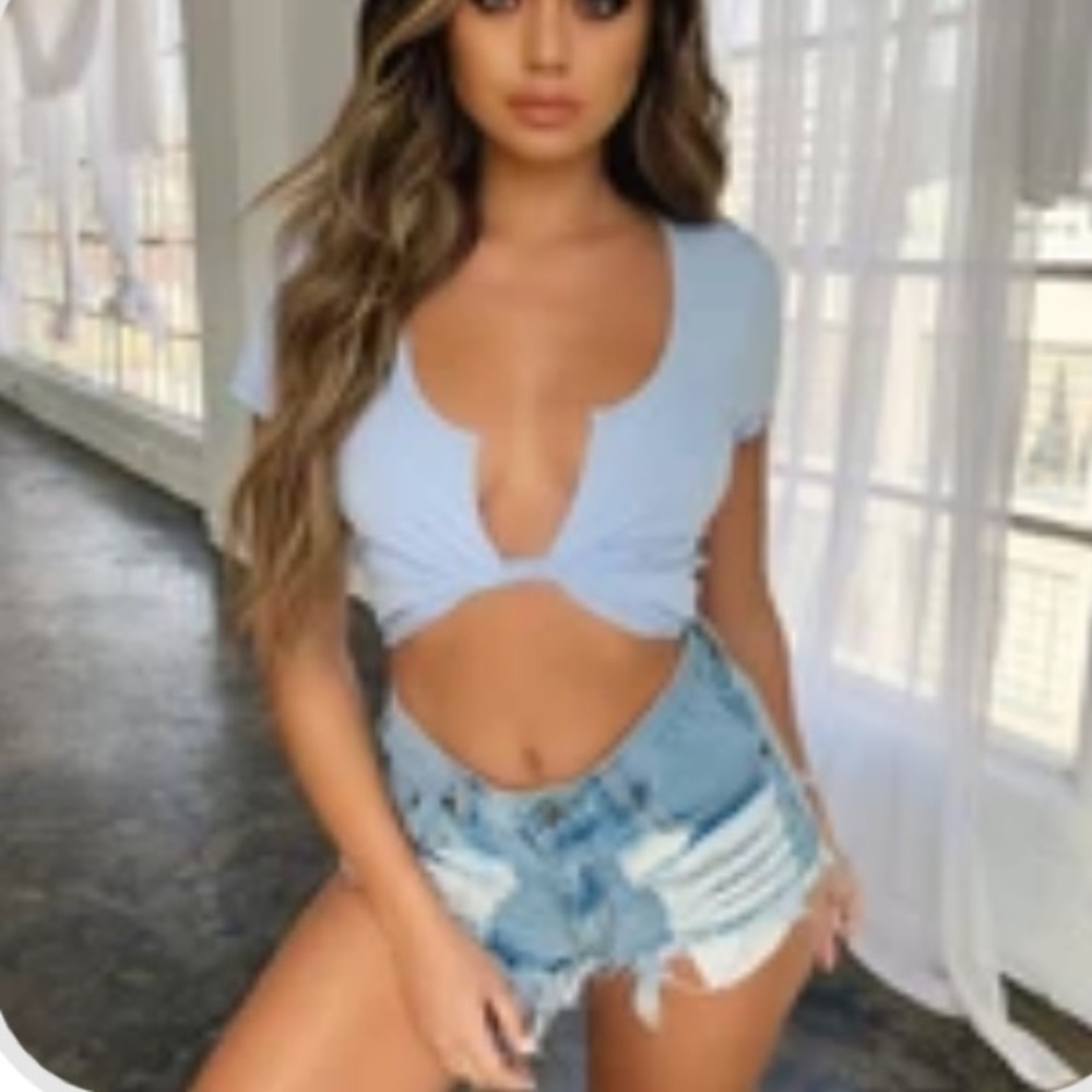 Tiger Mist - blue tie crop top